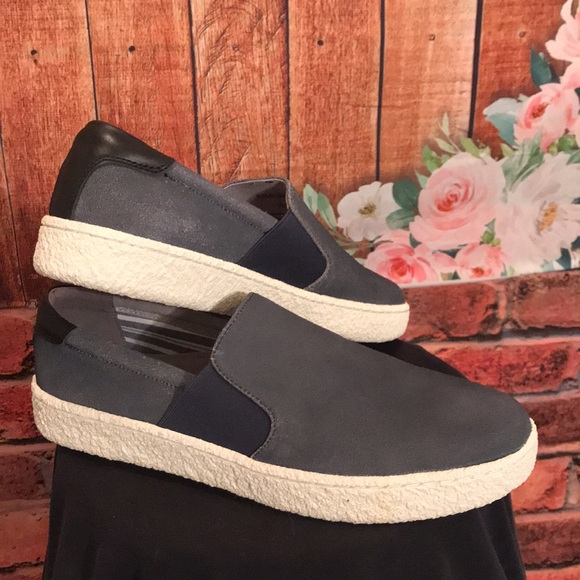 Joseph Abboud slipped on Casual - Picture 11 of 17